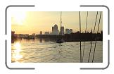 13 London om 06.00 PM * 1152 x 648 * (326KB)